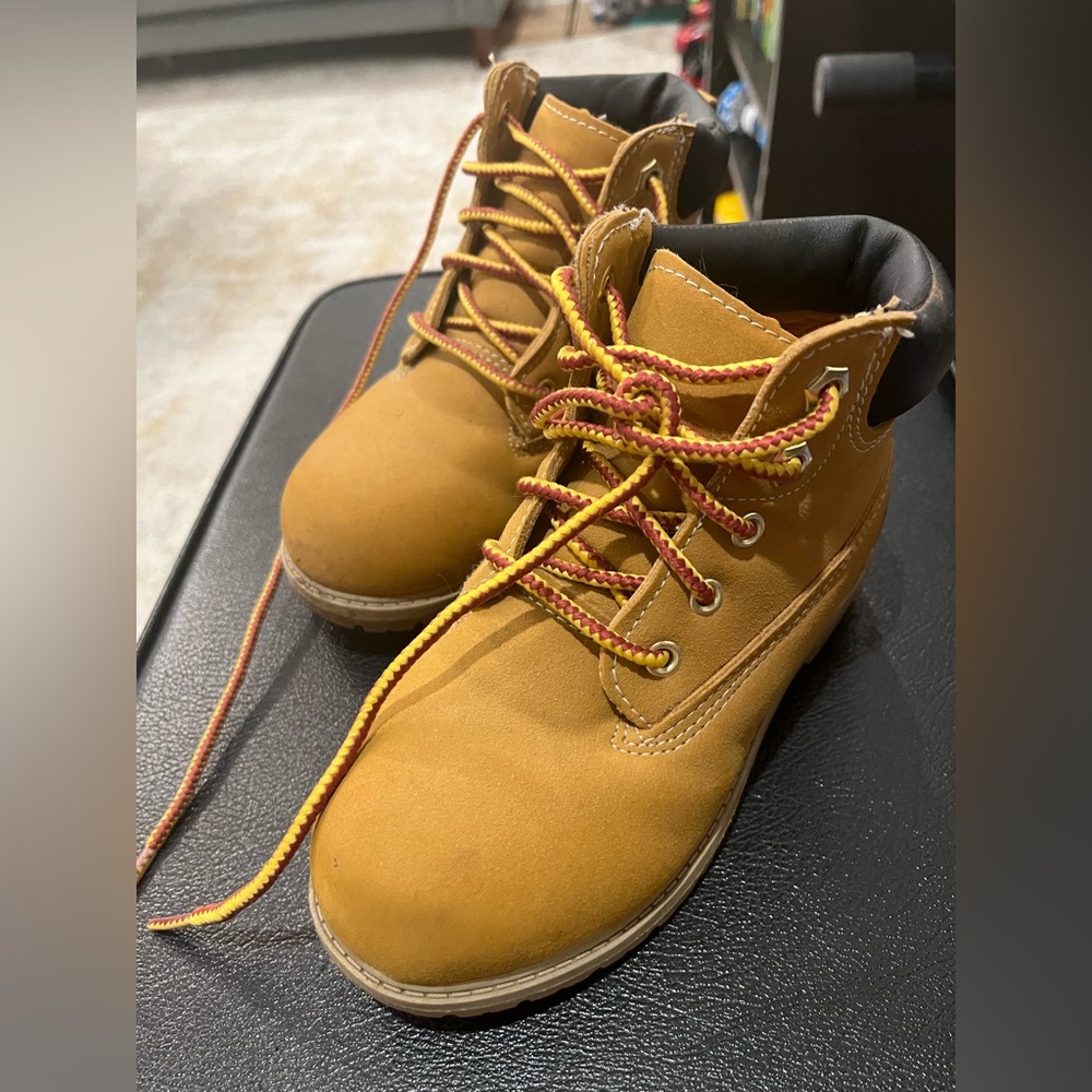 Toddler boots size 12